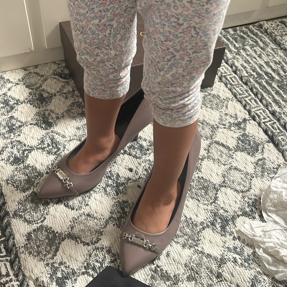 Gucci Heels - Picture 4 of 7